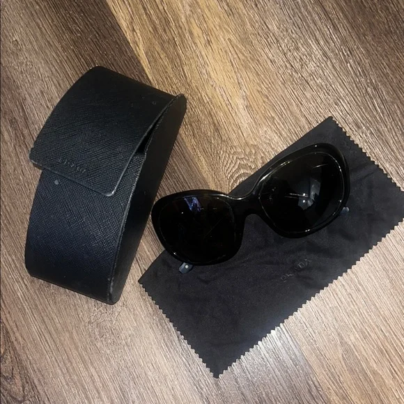 Prada | Accessories | Prada Black Oversized Sunglasses With  display picture 1